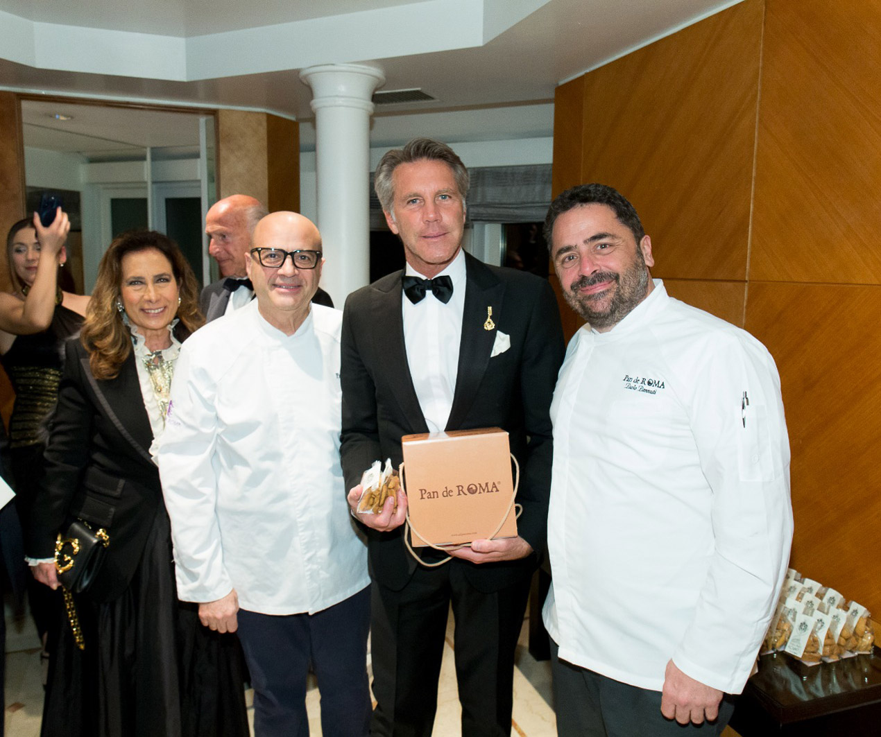 Salvo Leanza e Paolo Pannuti con il Principe Emanuele Filiberto